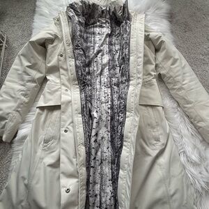 The North Face Women's Cream Ski Jacket